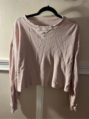 Women’s Light Pink Long-Sleeve Top